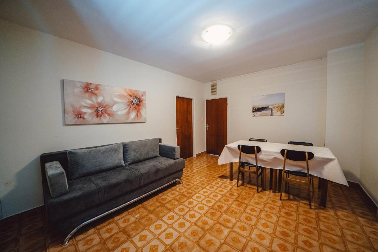 Seaside Apartments Seget Vranjica Exterior foto